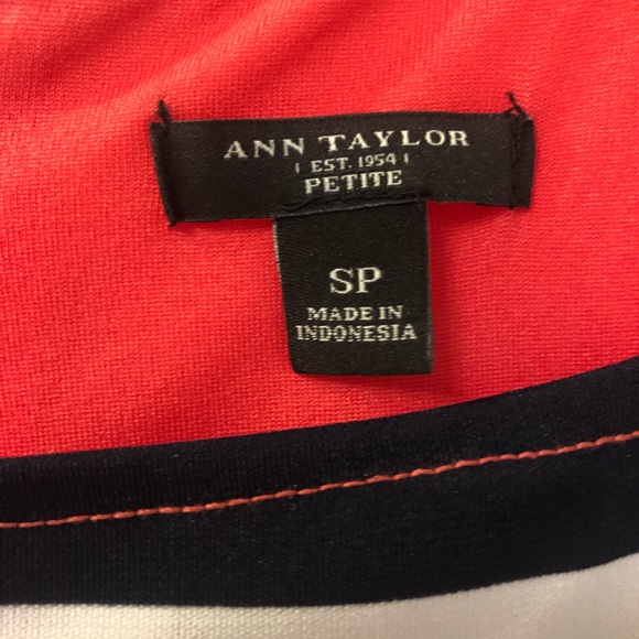 Ann Taylor sleeveless top with zipper detail - Picture 2 of 3